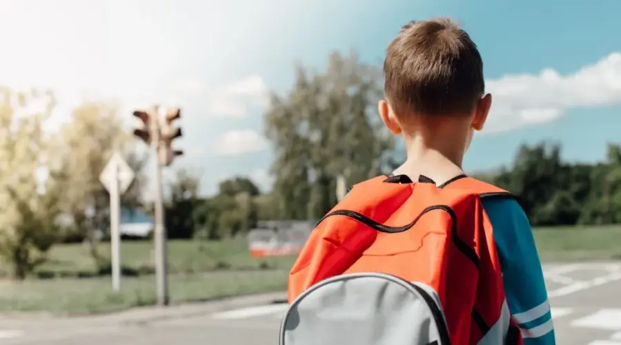 AMSS apeluje na vozače da budu oprezni u zonama škola