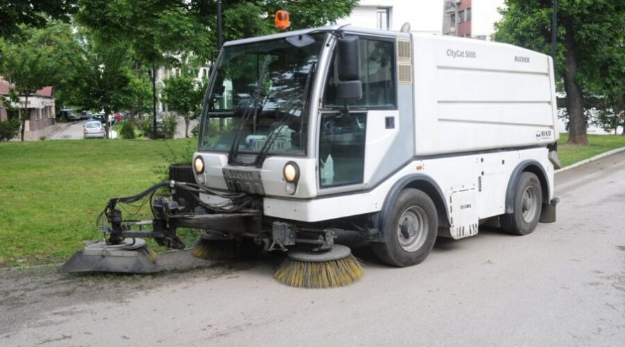 Akcija na parkovskim površinama u Kraljevu