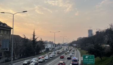 Amss: upozorava na 2 pojave koje otežavaju saobraćaj, a evo kakvo je stanje na granicama