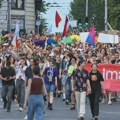 (BLOG) Završena Prajd šetnja nakon manjih incidenata, za kraj muzički program u parku Manjež