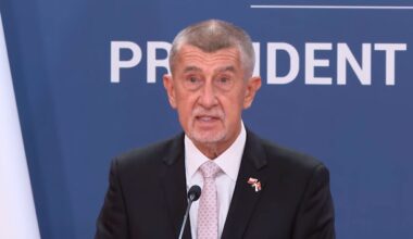 Babiš: Evropa i SAD hitno da dovedu Zelenskog i Putina za pregovarački sto