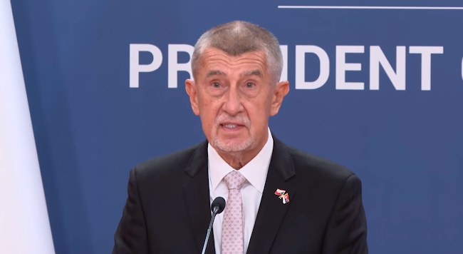 Babiš: Evropa i SAD hitno da dovedu Zelenskog i Putina za pregovarački sto