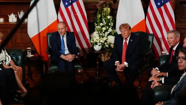 ВОЛЕО БИХ ДА ВИДИМ УЈЕДИЊЕНУ ИРСКУ Трамп стигао у Даблин: Био би успех за све ако би се то догодило