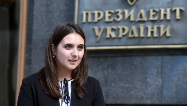 БИВШОЈ ПОРТАРОЛКИ ЗЕЛЕНСКОГ ЗАБРАЊЕН УЛАЗАК У ЕП: Требало је да говори о миру у Украјини БИВШОЈ ПОРТАРОЛКИ ЗЕЛЕНСКОГ ЗАБРАЊЕН УЛАЗАК У ЕП: Требало је да говори о миру у Украјини
