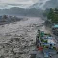 Broj poginulih u poplavama u Nepalu povećan na 1.301, 5.339 osoba nestalo