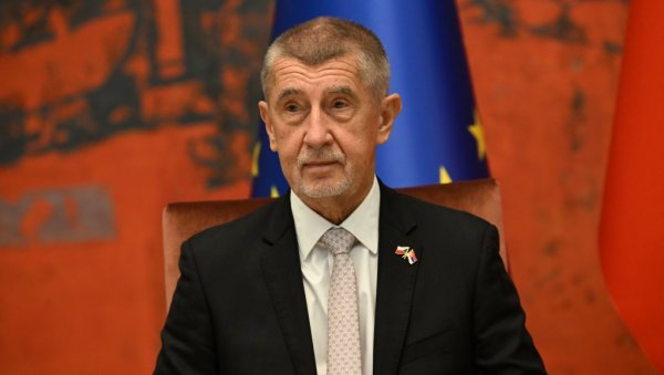ЧЕШКИ ПРЕМИЈЕР УПОЗОРАВА: Свет клизи у пакао, наш пут не води ка безбедности