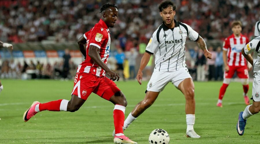 DERBI REŠEN NA POLUVREMENU: Zvezda slavila protiv Partizana, meč obeležio minut ćutanja Ratku Mladiću! (VIDEO)