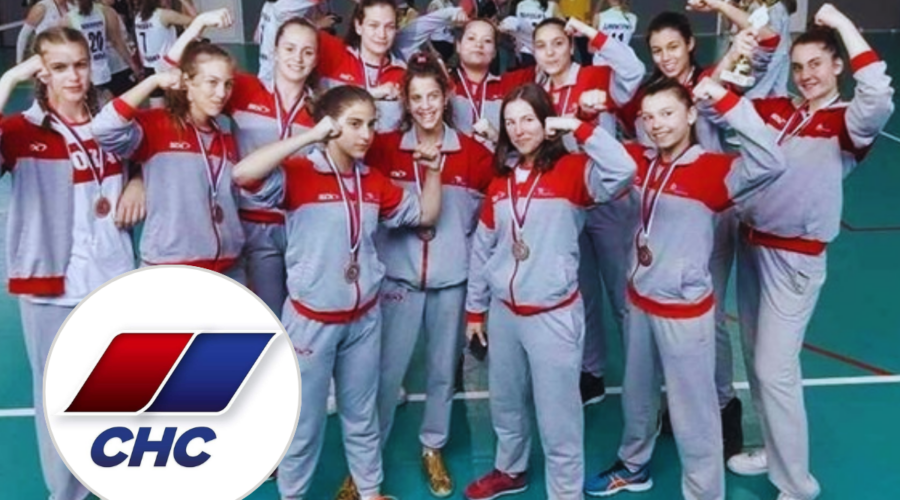 DRŽAVNE ŠAMPIONKE PROTERANE IZ GRADSKIH HALA: Oko 400 odbojkašica OK „Borac“ iz Čačka ostalo bez treninga jer klub nije podržao SNS!