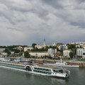 Danas promenljivo oblačno, mestimično s kišom, do 32 stepena