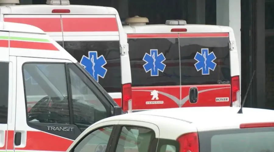 Dečak oboren sa bicikla kod tržnog centra Karaburma, u Jajincima teško povređen motociklista