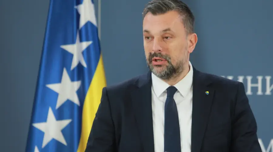 “Dobili su 48 sati da napuste zemlju”: Ministar spoljnih poslova BiH proterao dvojicu službenika ambasade Srbije