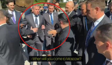 “Dobro je to što Zelenski pamti izvorni ruski jezik” Putinov portparol se oglasio povodom odgovora predsednika Ukrajine ruskom novinaru u Njujorku