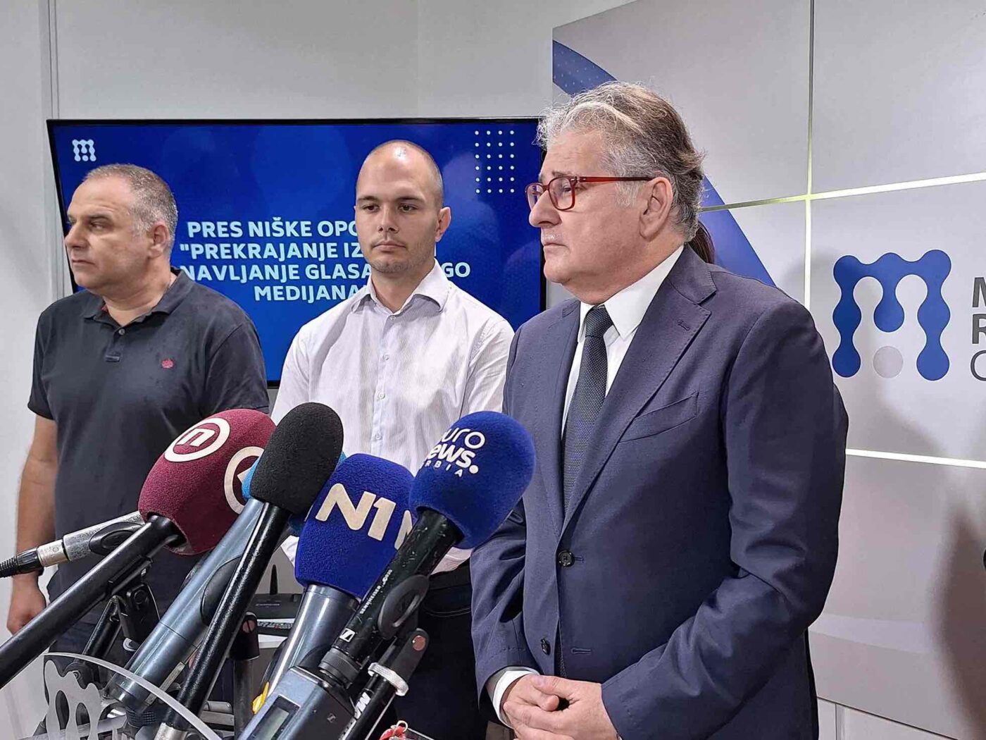 doktor-dragan-milic,-podes-i-nislije-ce-podrzati-studente,-kazu-da-je-to-pitanje-patriotizma doktor-dragan-milic,-podes-i-nislije-ce-podrzati-studente,-kazu-da-je-to-pitanje-patriotizma