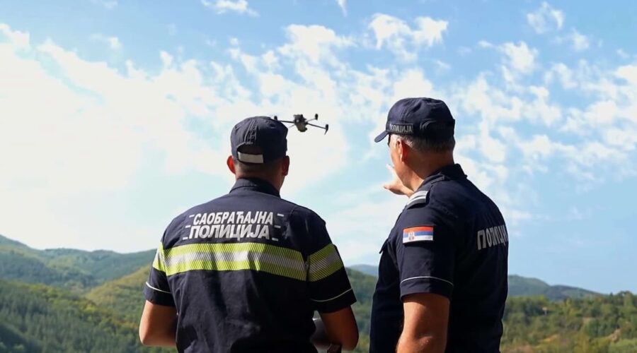 Dronovi u službi saobraćajne policije: MUP najavljuje intenzivniju upotrebu