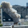 Dve osobe poginule, veliki broj ranjenih: Rusija pokrenula nove snažne udare na Kijev (video)