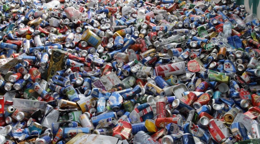 EU zabranjuje opasnu hemikaliju u ambalaži za hranu! Nalazi se u flašama, konzervama i plastičnom posuđu: Ovo je sve što treba da znate