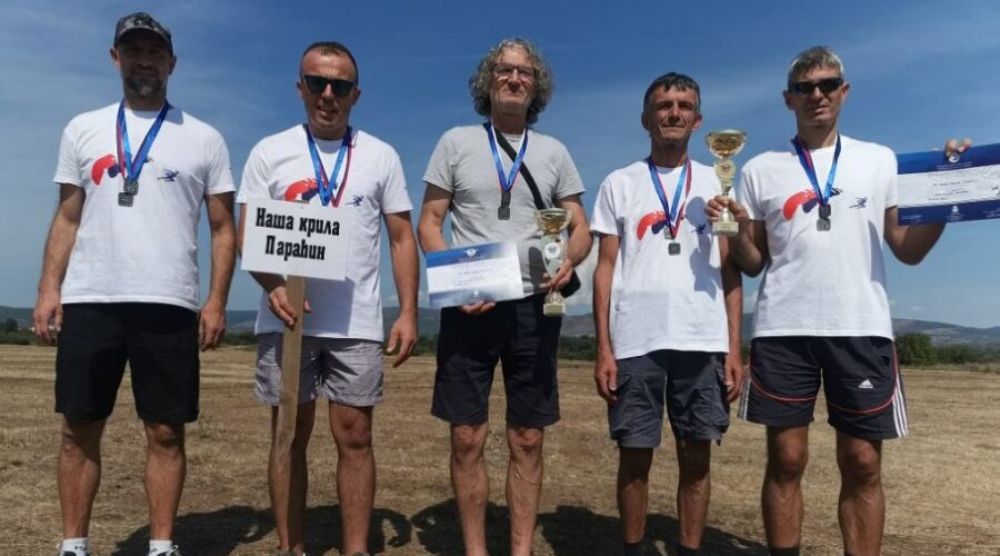 Ekipi AK „Naša krila“ iz Paraćina dva druga mesta