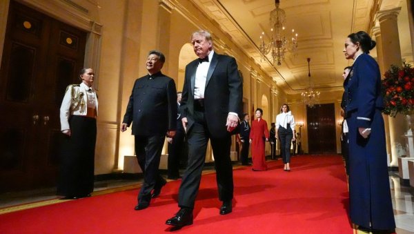 ОД СУПЕ ДО МЕДА И ВИШЊЕ: Ево шта су Трамп и Си Ђинпинг јели на раскошној вечери у Белој кући (ФОТО)