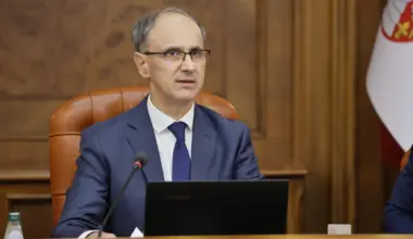 (FOTO) Vlada Srbije demantuje Konakovića: Poslali smo zahtev više od 72 sata ranije