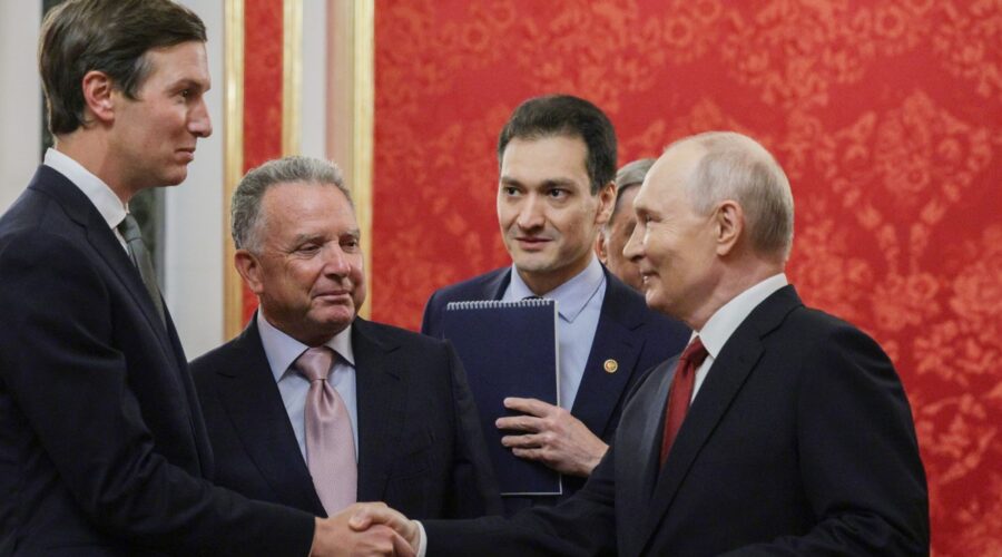 (Foto) Sastao se i sa Putinom i sa Zelenskim: Trampov zet otkrio šta je glavna prepreka dogovoru Ukrajine i Rusije