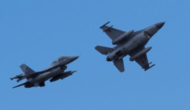 (Foto) Srušio se moćni američki F-16! Drama u blizini granice sa Kanadom: Evakuisani su svi stanovnici u krugu od kilometar i po od mesta nesreće