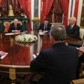 (Foto) "Šta god budete radili u Kijevu kad odete odavde..." Putin dočekao Trampove izaslanike, razgovor trajao tri sata, a ovo…