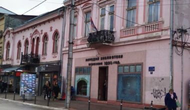 GDE JAGODINCI VOLE DA ČITAJU? Nagradni foto-konkurs tamošnje biblioteke