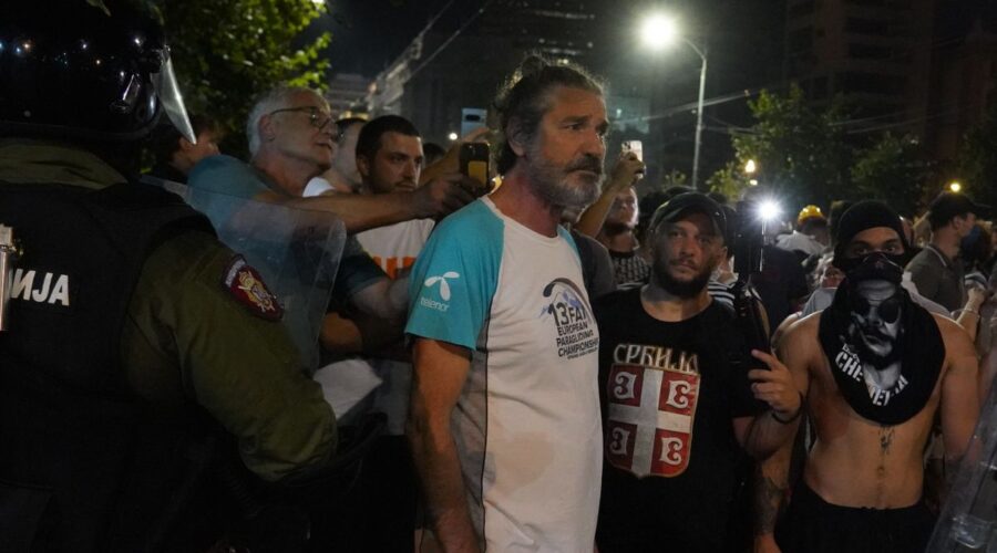 GLUMAČKA LEGENDA UZ STUDENTE: Dragan Gagi Jovanović potvrdio da će biti na njihovoj izbornoj listi!