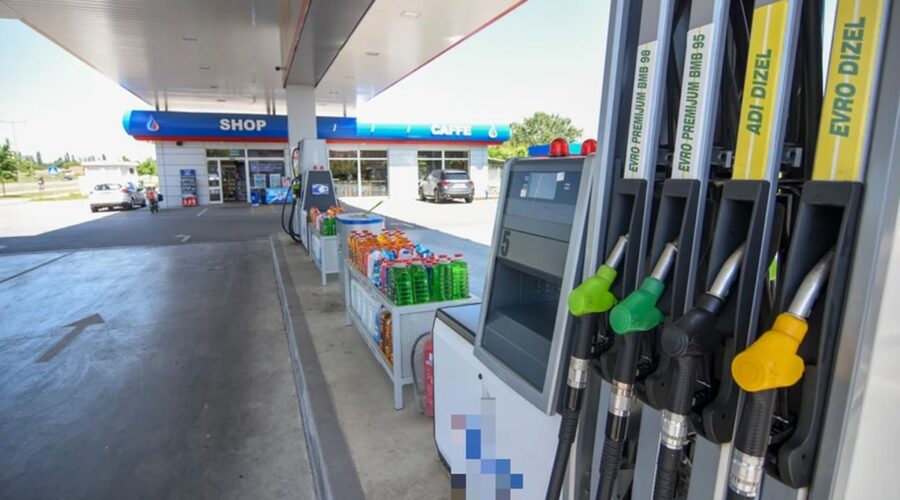 GORIVO U SRBIJI PONOVO POSKUPELO: Cena dizela i benzina skočila za dva dinara po litru!