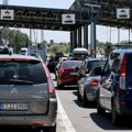 Gužve na granicama: Na pojedinim prelazima višesatna čekanja