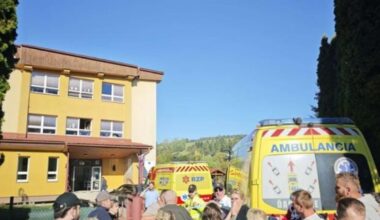 HOROR U SLOVAČKOJ: Učenik ubio nastavnicu u osnovnoj školi, nožem napao školske drugare!