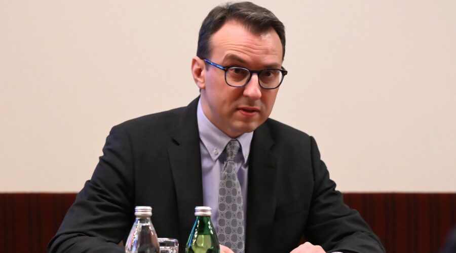 “Hapse Srbe po etničkom ključu da bi ih proterali!” Petković na sastanku sa predstavnikom UN skrenuo pažnju na situaciju u Zubinom Potoku