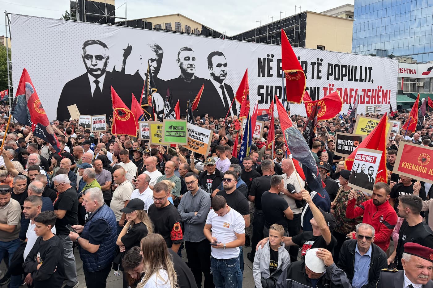 haska-sudjenja,-beograd,-pristina-i-suprotno-znacenje-„ne-u-moje-ime“ haska-sudjenja,-beograd,-pristina-i-suprotno-znacenje-„ne-u-moje-ime“
