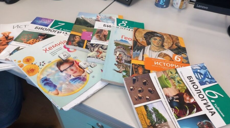 I OVOG SEPTEMBRA U ZRENjANINU: Besplatni udžbenici za prvake