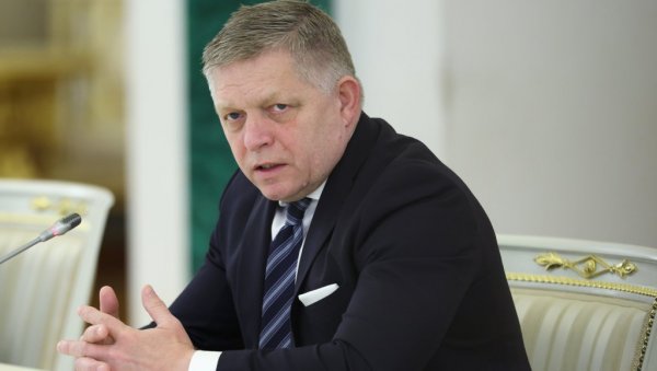 СТРАВИЧНО УПОЗОРЕЊЕ СЛОВАЧКОГ ПРЕМИЈЕРА Фицо: Имам само једну жељу – да немачке власти не зарате са Русијом СТРАВИЧНО УПОЗОРЕЊЕ СЛОВАЧКОГ ПРЕМИЈЕРА Фицо: Имам само једну жељу – да немачке власти не зарате са Русијом