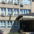 Ispred Višeg tužilaštva u Čačku održan protest zbog vršnjačkog nasilja u školi u Mrčajevcima