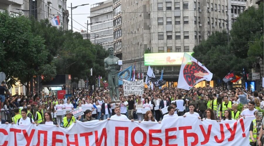 KOLUMNA, BAČANOVIĆ: Dobro došli u Republiku Srpsku, osim ako ste srpski student