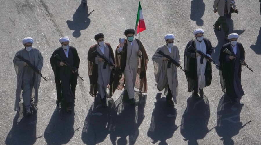 Kakvo poniženje! Ovo je 7 uslova za mir koje je Iran poslao Trampu