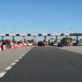 Kamioni čekaju dva sata na Batrovcima: Radovi blokiraju saobraćajnice širom Srbije
