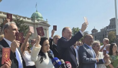Koalicija Evropska Srbija predala RIK-u potpise za izbornu listu