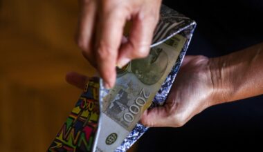 Koliki je rok za podizanje 6.000 dinara od države: Za jednu grupu građana uopšte ne postoji, ali za većinu, ovo je datum