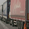 Kolone na granicama: Teretna vozila na Batrovcima čekaju sedam sati, gužve i na drugim prelazima