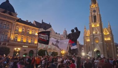 Koncertom na trgu proslavljeno otkazivanje mitinga SNS u Novom Sadu