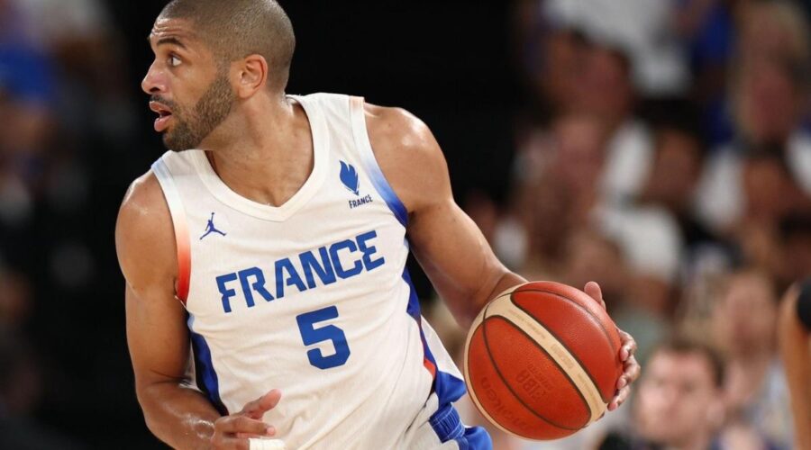 Kraj blistave karijere! Nikolas Batum okačio patike o klin!