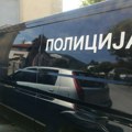Kraljevčanin (52) uhapšen zbog izazivanja požara: Išao po gradu i palio kontejnere, vatra se širila na okolne automobile
