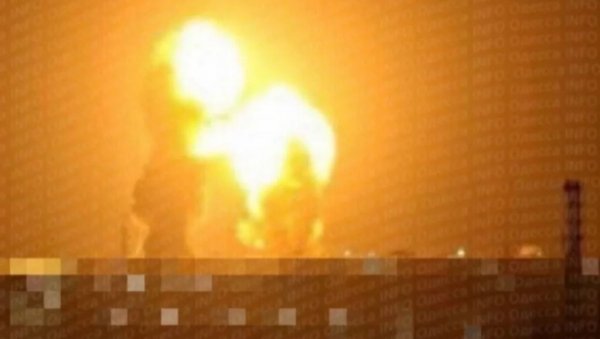 МУЊЕВИТ УДАР: Крилате смрти спалиле НАТО оружје у Одеси