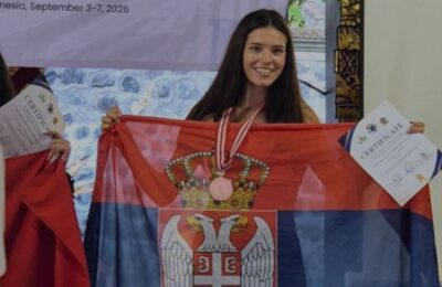 LANA JE PONOS BEOGRADA: Gimnazijalka osvojila bronzanu medalju na Svetskom prvenstvu na Baliju!