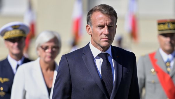 МАКРОН ТРАЖИО ПОТПУНУ МОБИЛИЗАЦИЈУ ОД ВЛАДЕ: Шта се то дешава у Француској? МАКРОН ТРАЖИО ПОТПУНУ МОБИЛИЗАЦИЈУ ОД ВЛАДЕ: Шта се то дешава у Француској?