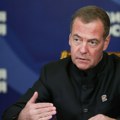 Medvedev: Protivnik uložio ogromne napore da ugrozi izbore u Rusiji