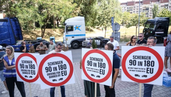 ГЕОПОЛИТИЧКИ МАНЕВАР ИЛИ ШАРГАРЕПА НА ДУГОМ ШТАПУ: Може ли Шенген да укине балканске границе пре Брисела? ГЕОПОЛИТИЧКИ МАНЕВАР ИЛИ ШАРГАРЕПА НА ДУГОМ ШТАПУ: Може ли Шенген да укине балканске границе пре Брисела?